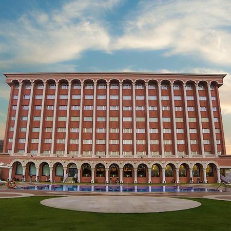 Ramoji Film City- Sitara Luxury Hotel Pedda Ambarpet Ngoại thất bức ảnh