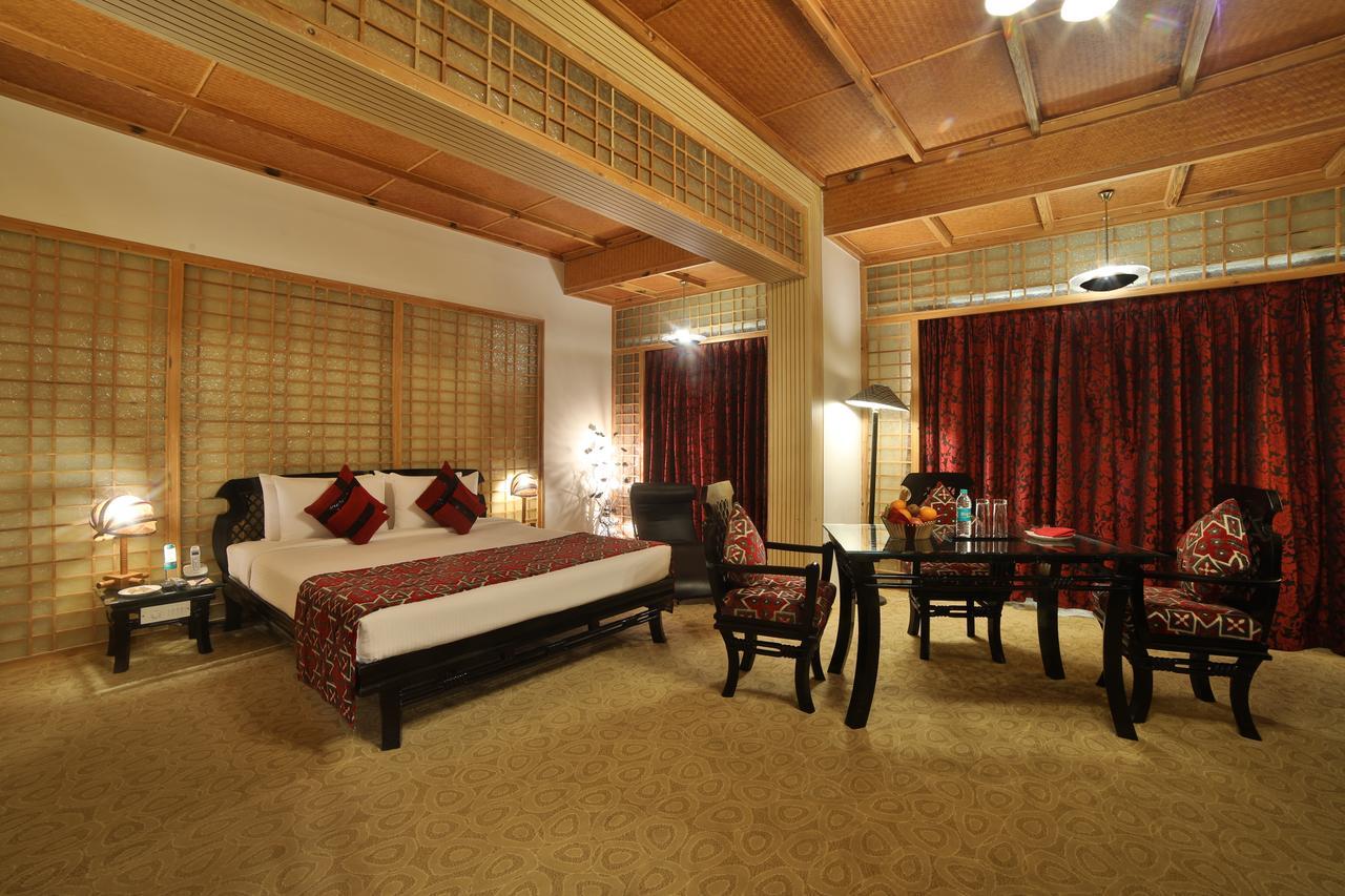 Ramoji Film City- Sitara Luxury Hotel Pedda Ambarpet Ngoại thất bức ảnh